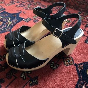 Swedish Hasbeens Black Leather Clogs